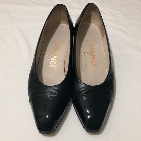 chanel low heel shoes